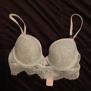 brand new turquoise bra